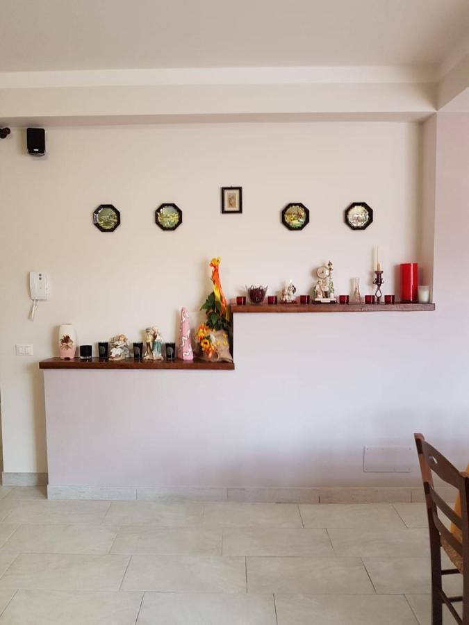 אמליה B&B La Casetta Di Lilly מראה חיצוני תמונה